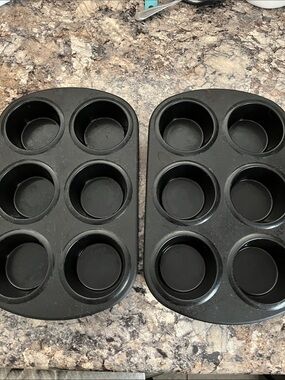 Silicone Nonstick Black Muffin Cupcake 🧁 Bakeware Set - 2-Pack